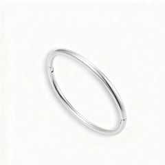 Lia Bangle